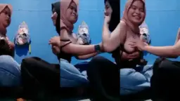 Mainin Toket Temen, Saling Remes Sampe Basah.