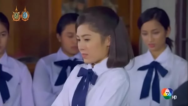 Spankin’ Cewek Asia Korea Jepang, Bikin Makin Horny.