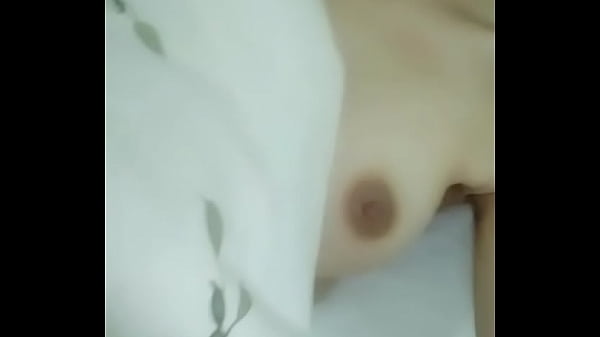 China Y. Xieting, Nih Lagi Crot-crot, Bikin Basah Semua.