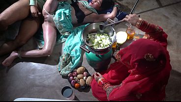 Ibu Tiri Dapur Xxx, Di Dapur India, Ibu Tiri Desi, Dalam Bahasa Hindi, Ibu Tiri Desi Yang Bikin Panas