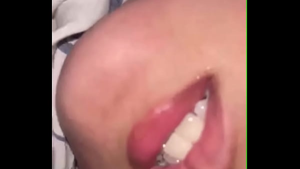 Bokep Indonesia Tante Minta Pijit Badannya Pegel, Enak Banget Rasanya
