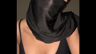 Arab, Muslim, Hijabo—bikin Sange Lihat Dada Montoknya