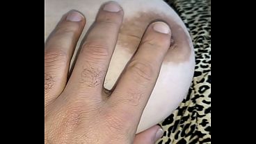 نت نيك بزاز كبيره وطيز ملبن، صوت واضح وكلام هيج، بنات سعوديات منقبات يمتصوا زبك بقوة