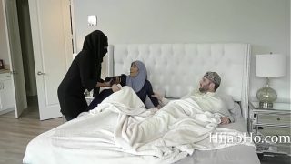 Violet Myers: Gadis Hijab Remaja Hamil Di Luar Nikah