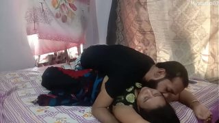 Video Bokep Kakak Adik Tiri India Paling Hot Dengan Suara Jelas Dan Musik Penggoda.