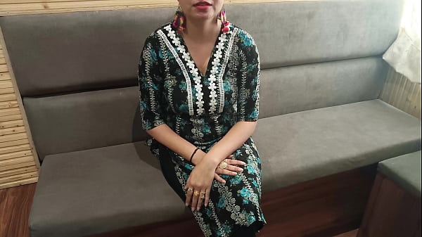 Jija Ji Digoda Tubuh Seksi Saali, Ngentot Memek Dan Buntutnya Pakai Suara Hindi.