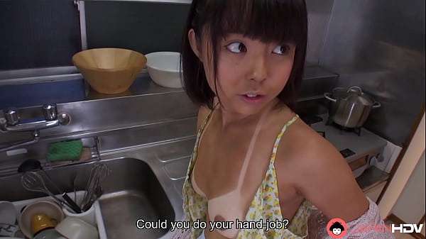 Ibu Rumah Tangga Jepang Berkulit Sawo Matang, Tomoyo Isumi, Nge-***** Di Mulut Tanpa Sensor.