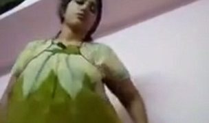 Aunty India Pamer Selfie Telanjang Sambil Mainin Diri Sendiri.