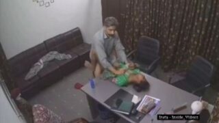 Cctv Rekaman Bos Lagi Ngewe Sama Karyawati Di Kantor, Gaya Desi Bikin Makin Panas.