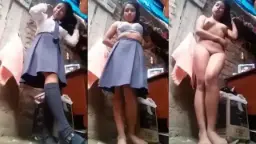 Gadis Sma Telanjang Disuruh Pacar, Nikmatin Lagu Malam Ini