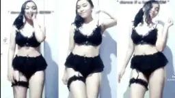 Goyangan Laras Bali Bikin Meleleh, Full Durasi 70 Menit Nggak Ada Sensor!