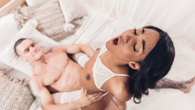 Nikmatin Aja Dong, Ngebut Sama Cewek Muda Yang Bikin Nagih