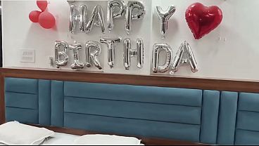Bhabhi Ne Birthday Pe Apne Dever Ko Kuch Aisa Diya Ki Uska Gift Chut Se Bhi Zyada Gehra Aur Garm Tha.