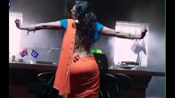 Desi Pantat Di Balik Saree, Siap Digoyang-goyang.