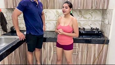 Cewek India Tiri, Memeknya Lebih Kencang Dari Istri Sendiri