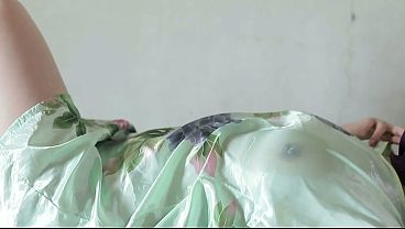 Enak Banget Ngentot Memek Basah Kuyup Dan Becek Parah, Bokep Indo Terbaru Bikin Makin Tegang.