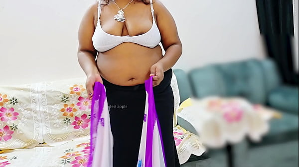 Bhabhi India Pake Saree, Siap Digoyang