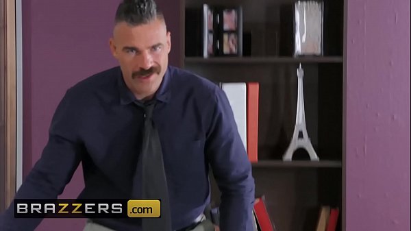 Pasangan Montok Di Kantor – (monique Alexander, Charles Dera) – Bos Dikendalikan Dari Jauh – Brazzers