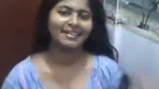 Bajingan! Bini Orang Lagi Mandi, Baju Basah Nempel Di Tubuh, Siap-siap Ngeloyor Di Kamar Mandi.