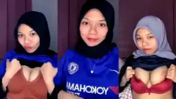 Rista Si Ukhti Seksi, Remes-remes Tetek Montok.