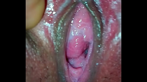 Suami Istri Mainin Memek Sama Kontol Besar, Crot Dalem Mulu