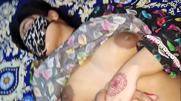 Ibu Tiriku Ngajarin Aku Cara Ngewe, Omongan Kotor Bikin Makin Liar Dan Basah.