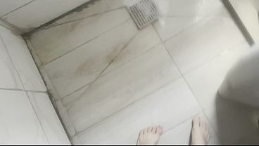 Aku Nemuin Getaran Di Kamar Ibu Tiri Arabku, Lalu Kasi Dia Cobain Kontol Asli.