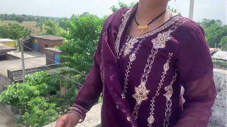 Bhojpuri Desi Bhabhi Ngacengin Kontolku Sampe Full Nikmatin Memek Sama Tubuhnya, Suara Hindi Bikin Makin Nafsu.
