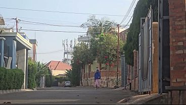 Mampus, Ibu Arab Lagi Colmek Di Luar Rumah Dekat Jalan Raya.
