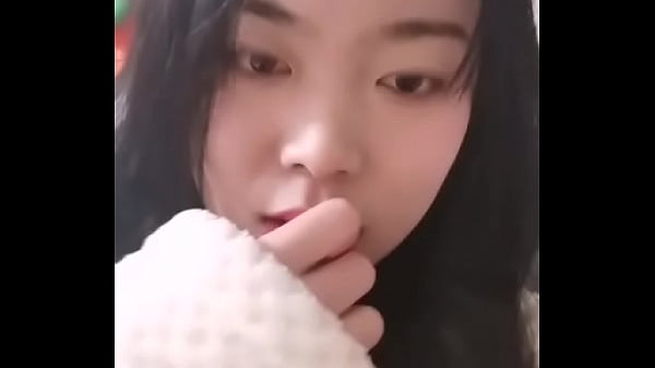 Gemesinnya Cewek China, Bikin Pengen Gigit-gigit