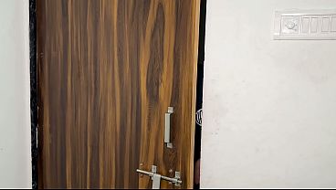 Kakak Tiri Menggantikan Pacar Yang Nggak Ada, Malam Ini Jadi Liar Banget.