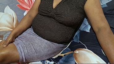 Sialan, Ibu Tiri Asia Lagi Liburan, Bikin Makin Panas Dan Basah.