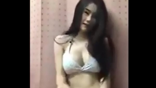 Asiática Goyang Panas Di Live Fb, Bikin Crot Terus Nonton