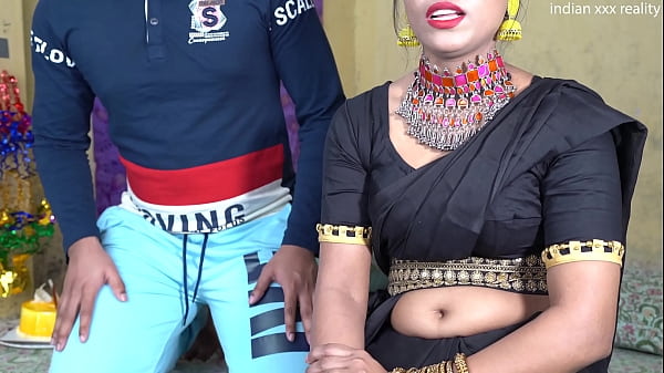 Nggak Sabar Nunggu Hari Spesial, Step Mom Ku Yang Seksi Malah Ngajakin Main Ranjang Di Hari Ulang Tahunnya, Cerita Desi Panas Banget