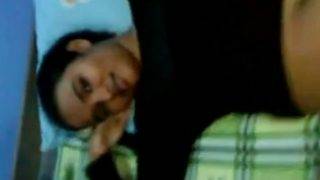 Young Fresh Pussy Of Desi Gf Exposed